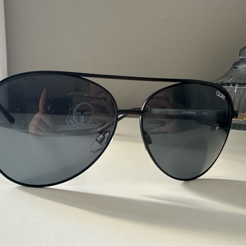 Black quay sunglasses